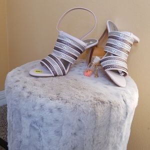 BCBG Regeneration Heels, sz 9B